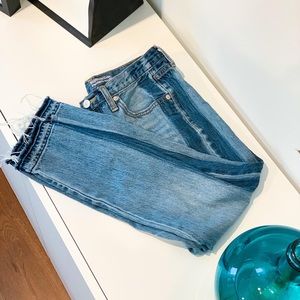 🖤 Mossimo Boyfriend Crop Jeans Size 2 / 26 R 🖤
